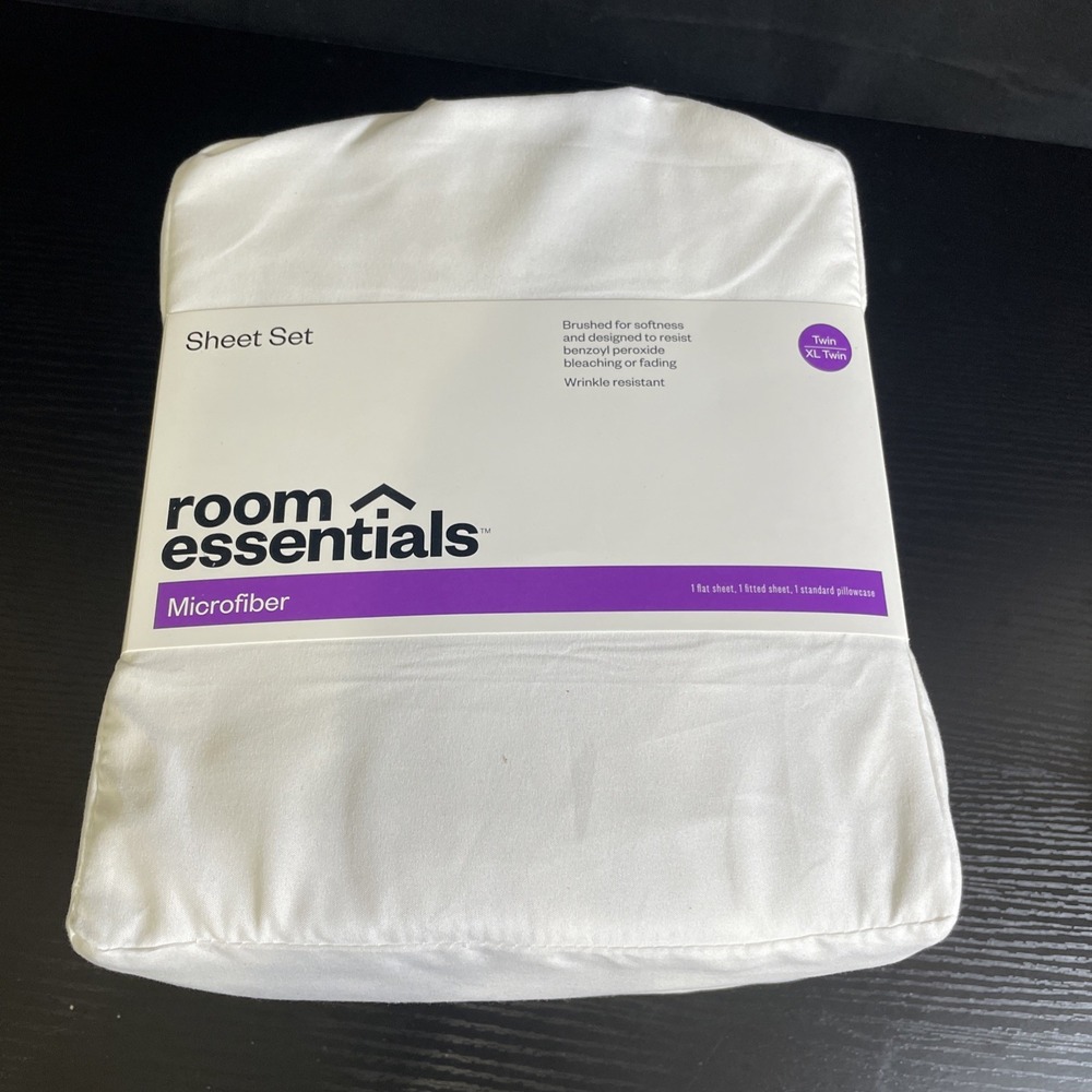 Room Essentials Twin Sheet Set 3pc White XL Twin - New!